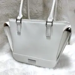 バーバリー トートバッグ レザー サイド フラップ ポケット ビジネス