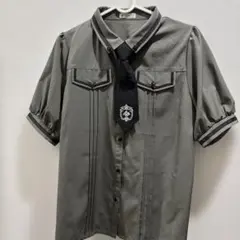 axes femme 半袖シャツ グレー ネクタイ付き