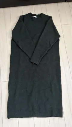 お値下げ相談可！！✨ZARA ダークグリーン 長袖ロングニットワンピース