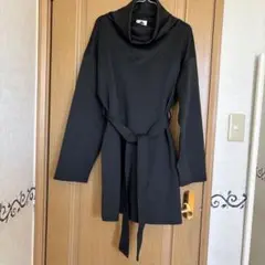 新品未使用⭐︎黒トップス