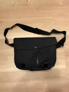 ショルダーバッグ