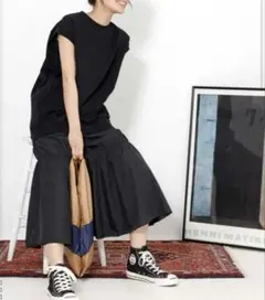 セール⭐️ADAM ET ROPÉ タフタドッキングカットワンピース