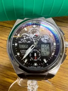 超多機能時計！　シチズン　アテッサ　電波ソーラー　チタン　U600