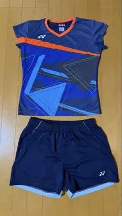 YONEX テニス ウェア ゲームシャツ パンツ 上下セットのサムネイル