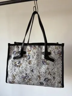 新品　INGEBORG インゲボルグ　フラワープリント トートバッグ