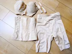 フォーシスアンドカンパニー ブライダルインナー