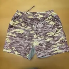OAKLEY オークリー 中綿入り カモフラ柄 ショートパンツのサムネイル