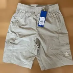 adidas 半ズボン ベージュ 150