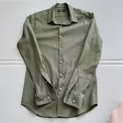 Theory 長袖シャツ カーキ XSサイズのサムネイル
