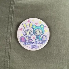 刺繍缶バッチ　mezzopiano
