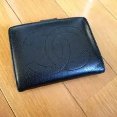 CHANEL 二つ折り財布 キャビアスキン　ブラック