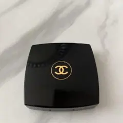 CHANEL オンブル プレミエール プードゥル 926