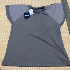 最終値下げ！BREEZE 新品値札つき、レース付きグレーTシャツのサムネイル
