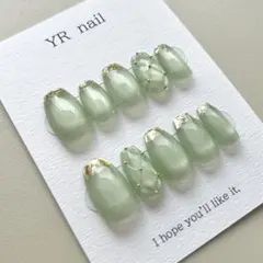 No.131 ライトグリーン　マグネット　ガラスフレンチ　キルティング　ゴールド