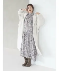 emmi atelier リサイクルウールロングコートのサムネイル
