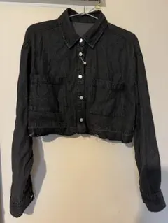 タグ付き　カットオフ　デニムシャツ