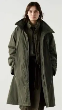 美品 UNIQLO:C フーデッドコート　オリーブ　S ユニセックス