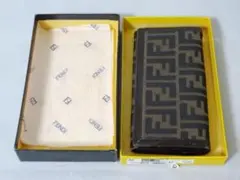 フェンディ FENDI 長財布 財布 ズッカ 保存箱付き レディース 【良品】