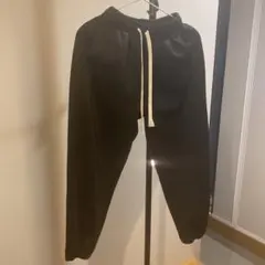 by LEGNA ブラック ジョガーパンツ