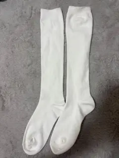 ホワイト ハイソックス 膝下丈のサムネイル