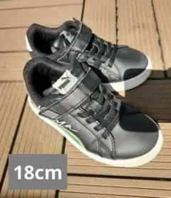 PUMA　ブラック スニーカー ベルト付き　18cm　マジックテープのサムネイル