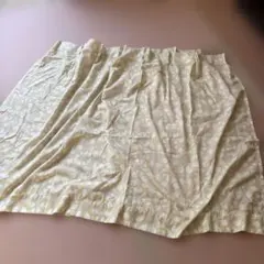 レースカーテン ライトグリーン✖️クリーム色 葉模様　2セット