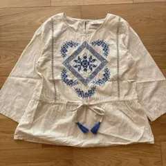 kilki 刺繍七分袖ペプラムシャツ