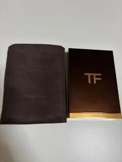 TOMFORDアイカラークォード 42Aヘイズィセンシュアリティ