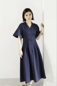 週末SALE】Curensology ポプリンラッフルワンピース ネイビー - メルカリ