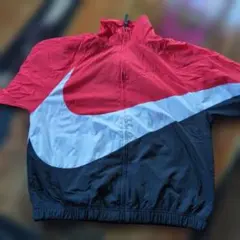 セットアップ　ナイキ　Nike　ナイロンジャケット　赤✕黒 ビッグスウォッシュ