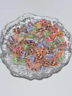 〖ラブブ〗ネイルパーツ 約70個