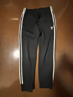 アディダス トラックパンツ ジャージパンツ トレフォイルロゴ刺繍 黒ブラック M