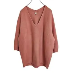 サーモンピンク ニット