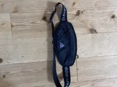 adidas ランニング ボディバッグ ブラック