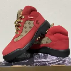 Supreme × Timberland Field Boot "Red"のサムネイル