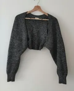 GU　ショート丈カーディガン　黒