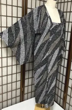 ◯C810正絹　冬用　ビロードコートロング　未使用しつけ付極美品　着物