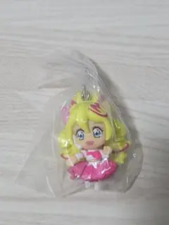 新品未使用♪キミとアイドルプリキュア キーホルダー キュアアイドル