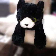 みぃ様専用です。くつろぎにゃんこぬいぐるみ 黒に黄色のリボン付き 体にビーズ入り