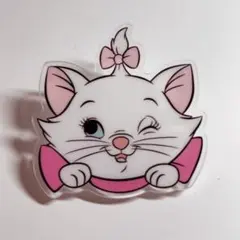 Item thumbnail for item 055919c3-63cf-45d2-973e-0413032c7c1b