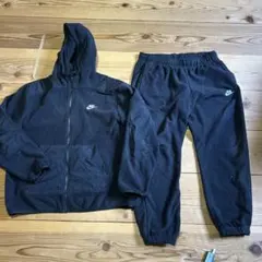 Nike ブラック フルジップパーカーとパンツセット