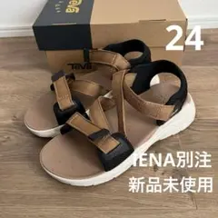 新品未使用　Teva　テバ　イエナ　別注 ZYMIC サンダル　24cmのサムネイル