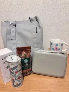 スターバックス　福袋　トートバッグとコーヒーセット