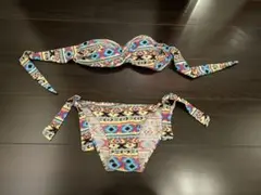 バンドゥビキニ水着幾何学模様カラフル旅行海リゾート旅行プール川セレブ海外