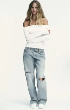 極美品ZARA(ザラ)ホワイトオフショルダーロングTシャツ