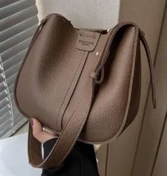 残り1点⚠️ZARAジャンル海外ブランド 大人可愛い上品ショルダーバッグ 茶色