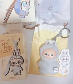 LABUBU 2点セットミニラブブ PIN FOR LOVE イニシャル【C】