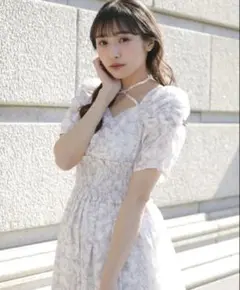 An MILLE フラワークロスフレアワンピース ピンク