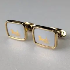 美品✨セリーヌ カフス ホースキャリッジ 馬車 金 ゴールド 小物 ブランドのサムネイル
