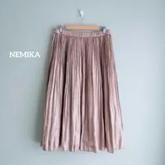 【最終値下げ】 ネミカ NEMIKA サテンプリーツスカート 大きいサイズのサムネイル